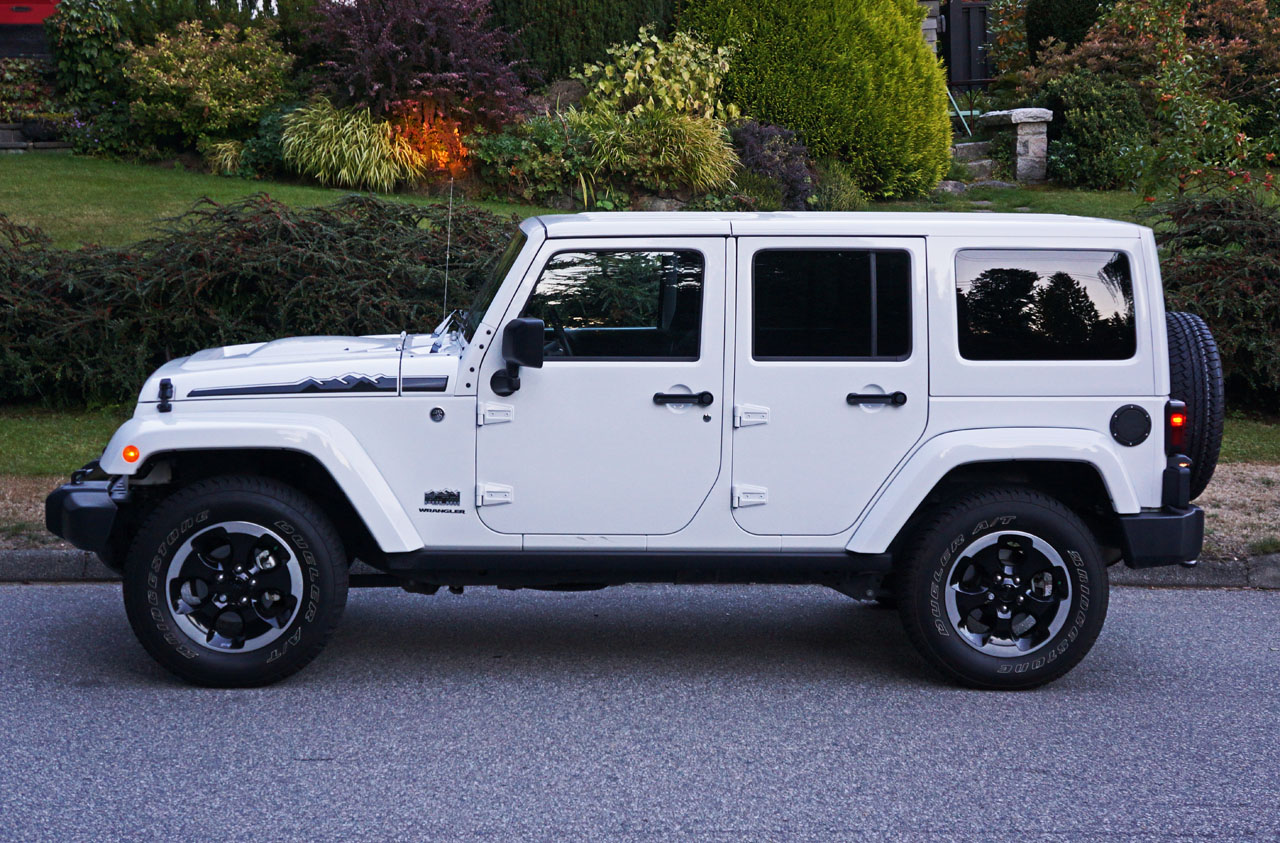 2014 Jeep Wrangler Unlimited Polar Edition Road Test