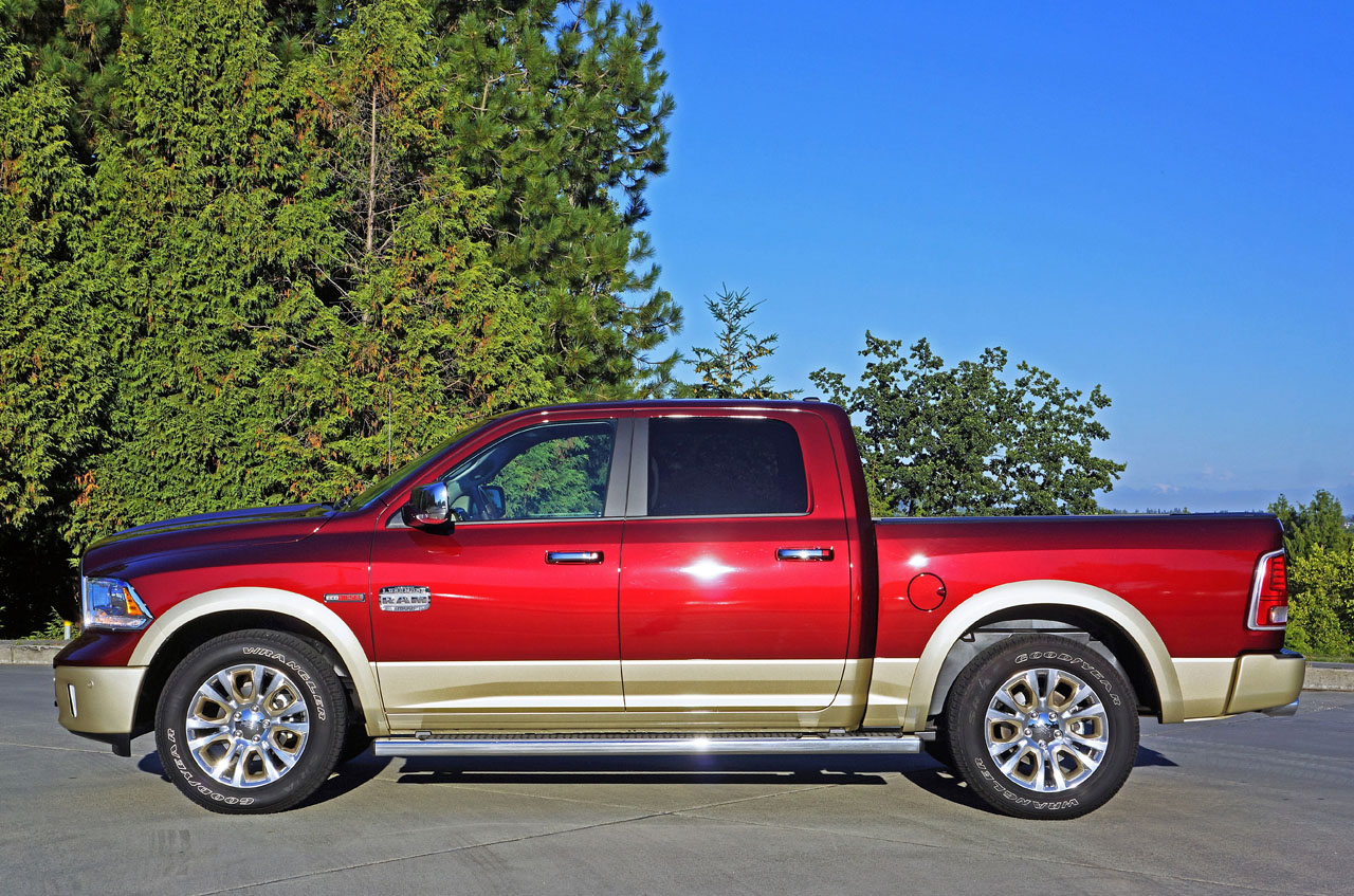 2016 Ram 1500 EcoDiesel Laramie Longhorn Crew Cab 4×4 Road Test Review