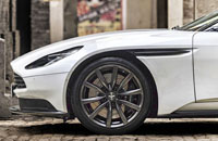 2018 Aston Martin DB11 V8