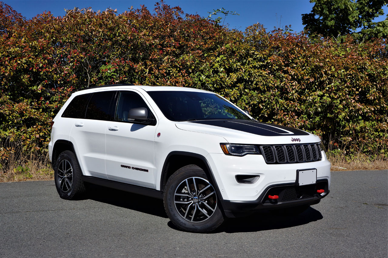 2017 Jeep Grand Cherokee Trailhawk 5.7 Hemi Road Test