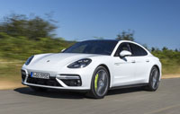 2018 Porsche Panamera Turbo S E-Hybrid