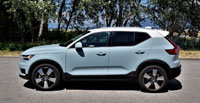 2020 Volvo XC40 T5 AWD Momentum