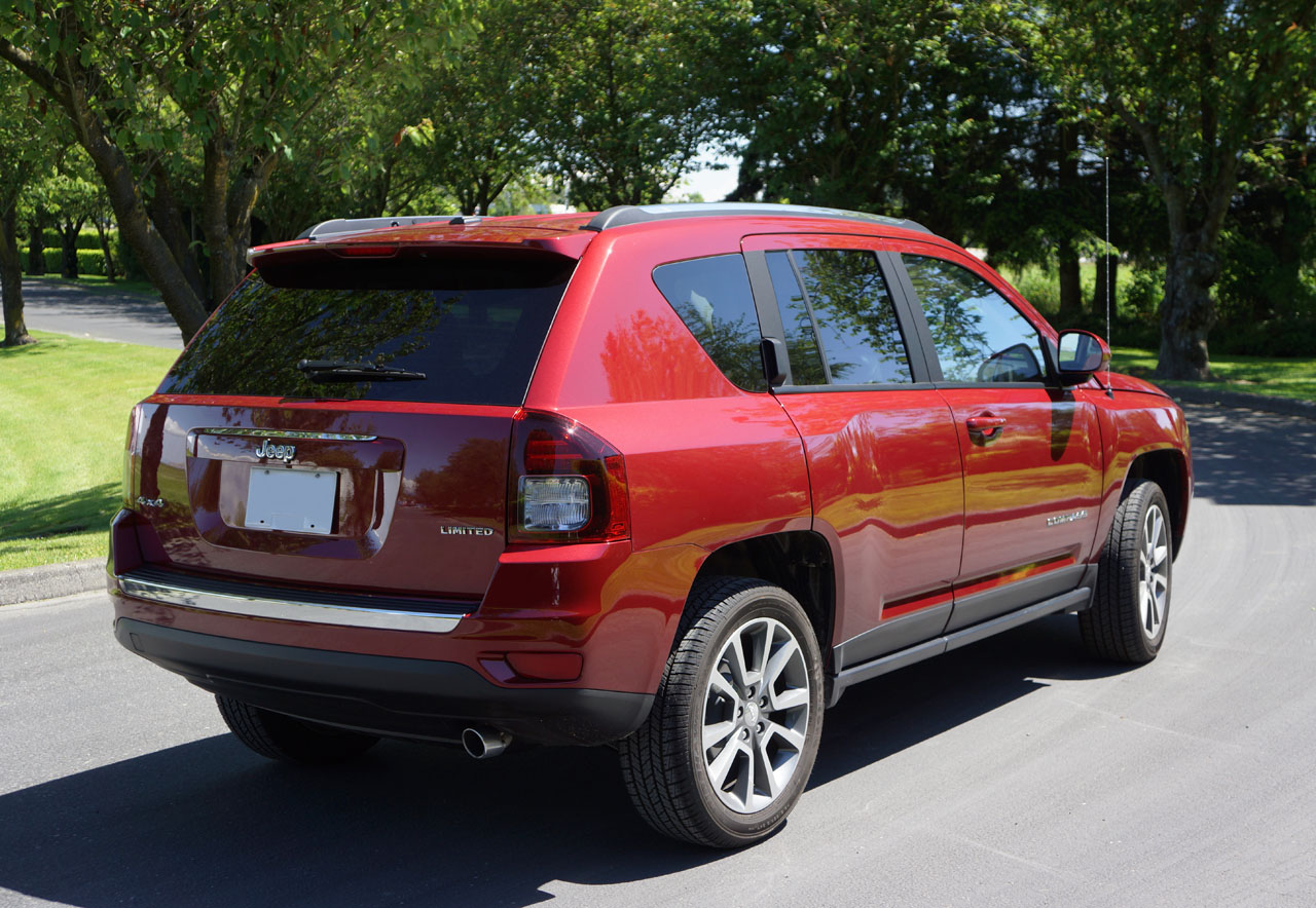 2014 Jeep Compass Limited 4×4 Road Test Review | The Car Magazine