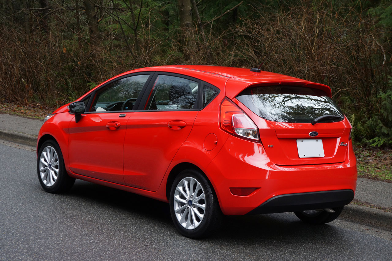 2014 Ford Fiesta Se Hatchback Road Test Review The Car Magazine