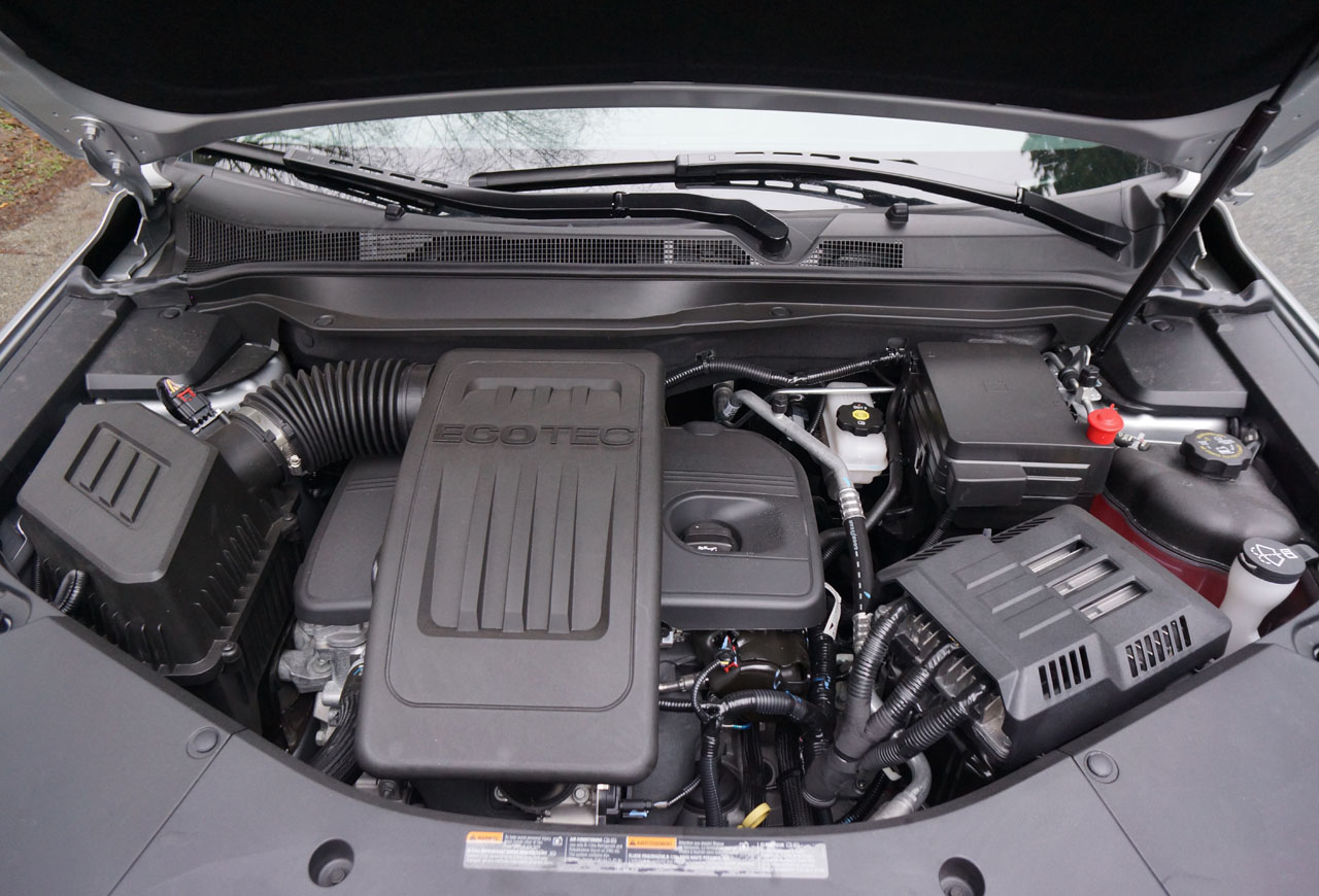 Chevrolet equinox 2019 1. 4. Полка под акб. Акб chevrolet equinox. Аккумулятор шевроле эквинокс.