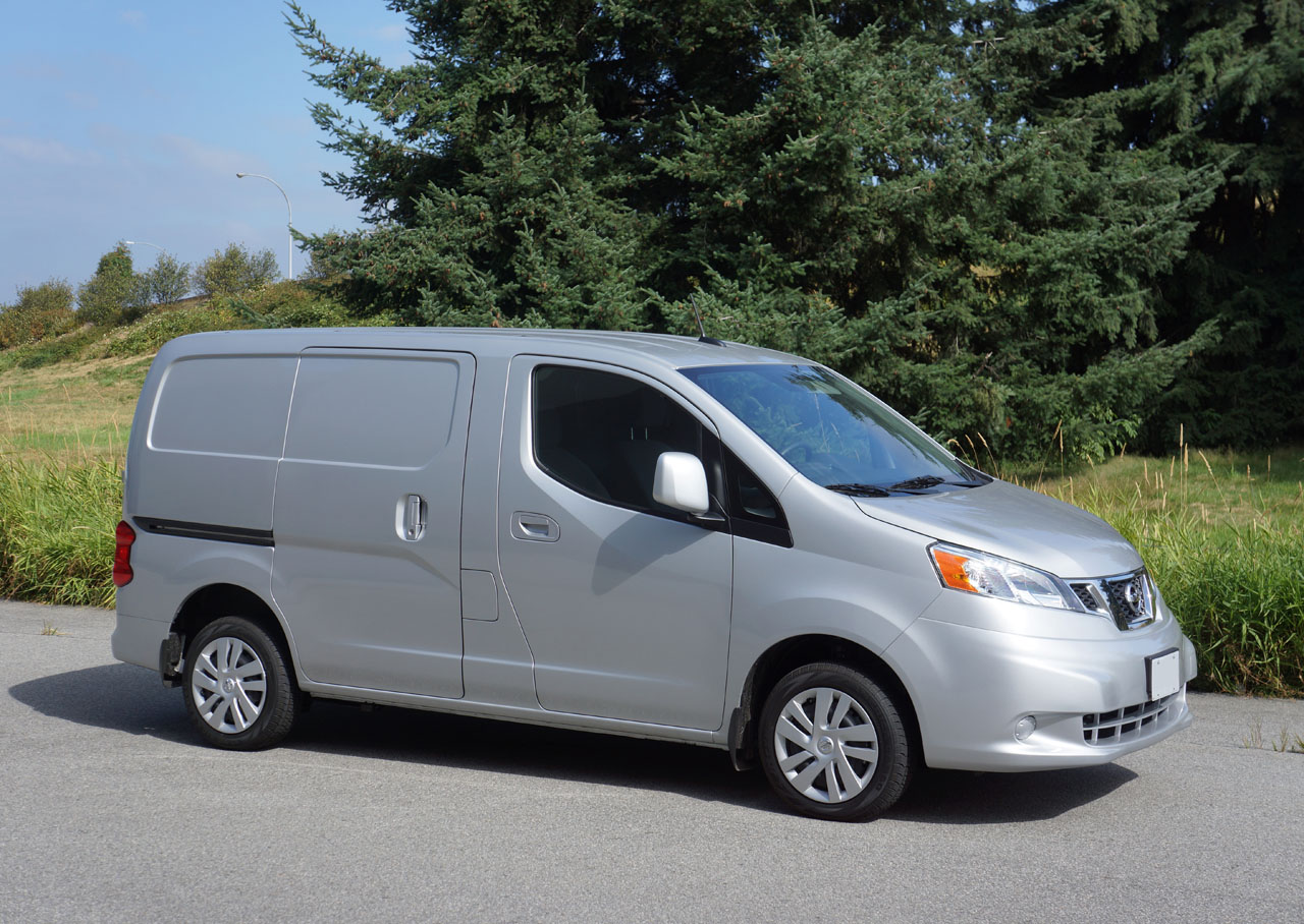 2014 Nissan NV200 Compact Cargo SV Road Test Review | The Car Magazine