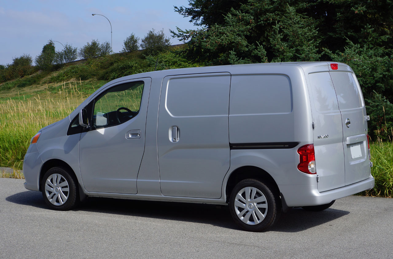 2016 Nissan NV200 Cargo SV - Road Test Review » LATEST NEWS »