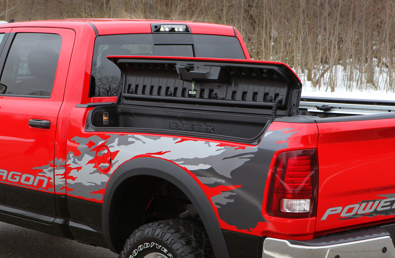 Multifunctional split tailgate in the cards for next Ram 1500? The