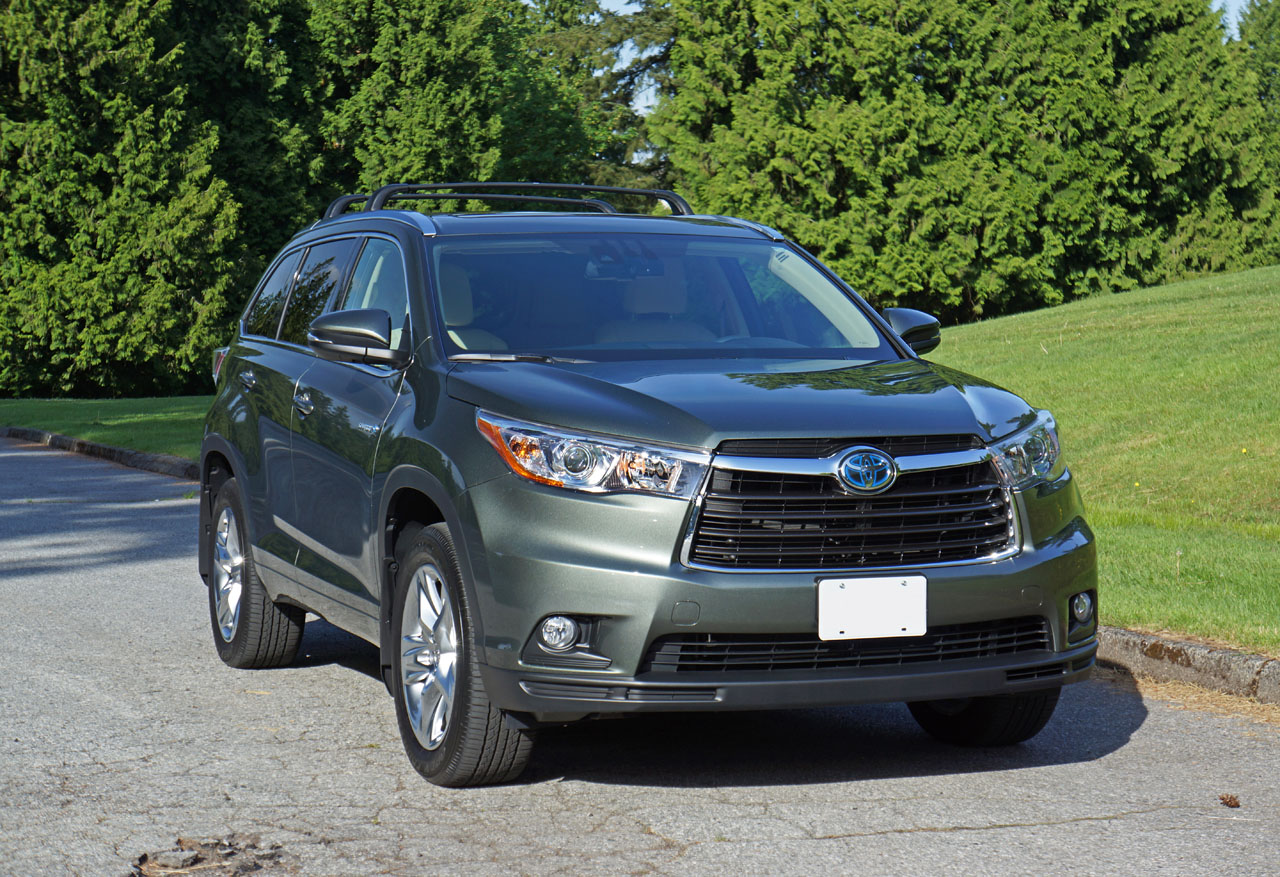2014 Toyota Highlander Hybrid Limited Road Test Review | The Car Magazine