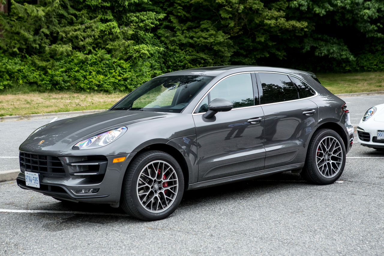 4 game macan. Porsche Macan 2015. Porsche Macan s 2015. Porsche Macan 2015 Grey. Porsche Macan 2016 GTS серый.