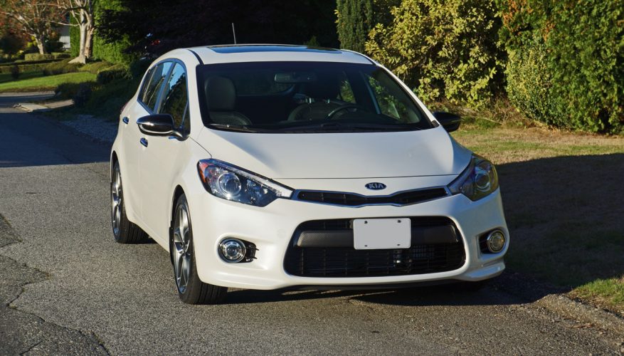 Revisión de la prueba de carretera de lujo del Kia Forte5 SX forte5 sx Revisión de la prueba de carretera de lujo del Kia Forte5 SX