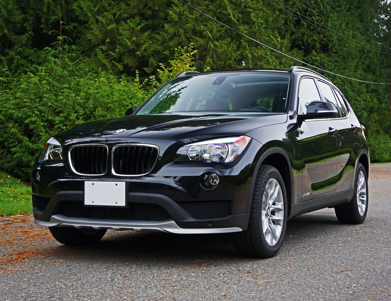 2015 BMW X1 xDrive28i Road Test Review | The Car Magazine