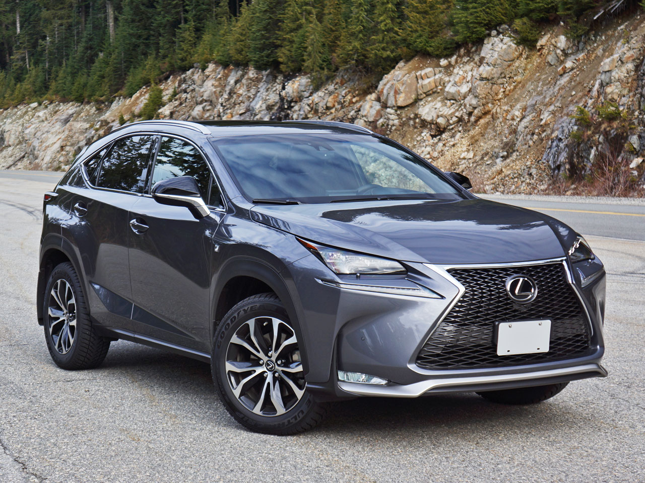 京商 LEXUS NX 200t 2015 Lexus NX 200t Review & Ratings | Edmunds