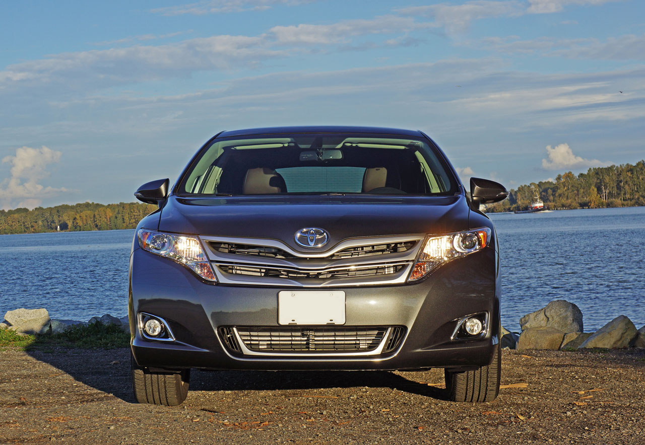 2016 Toyota Venza AWD XLE Redwood Edition Road Test Review | The Car ...