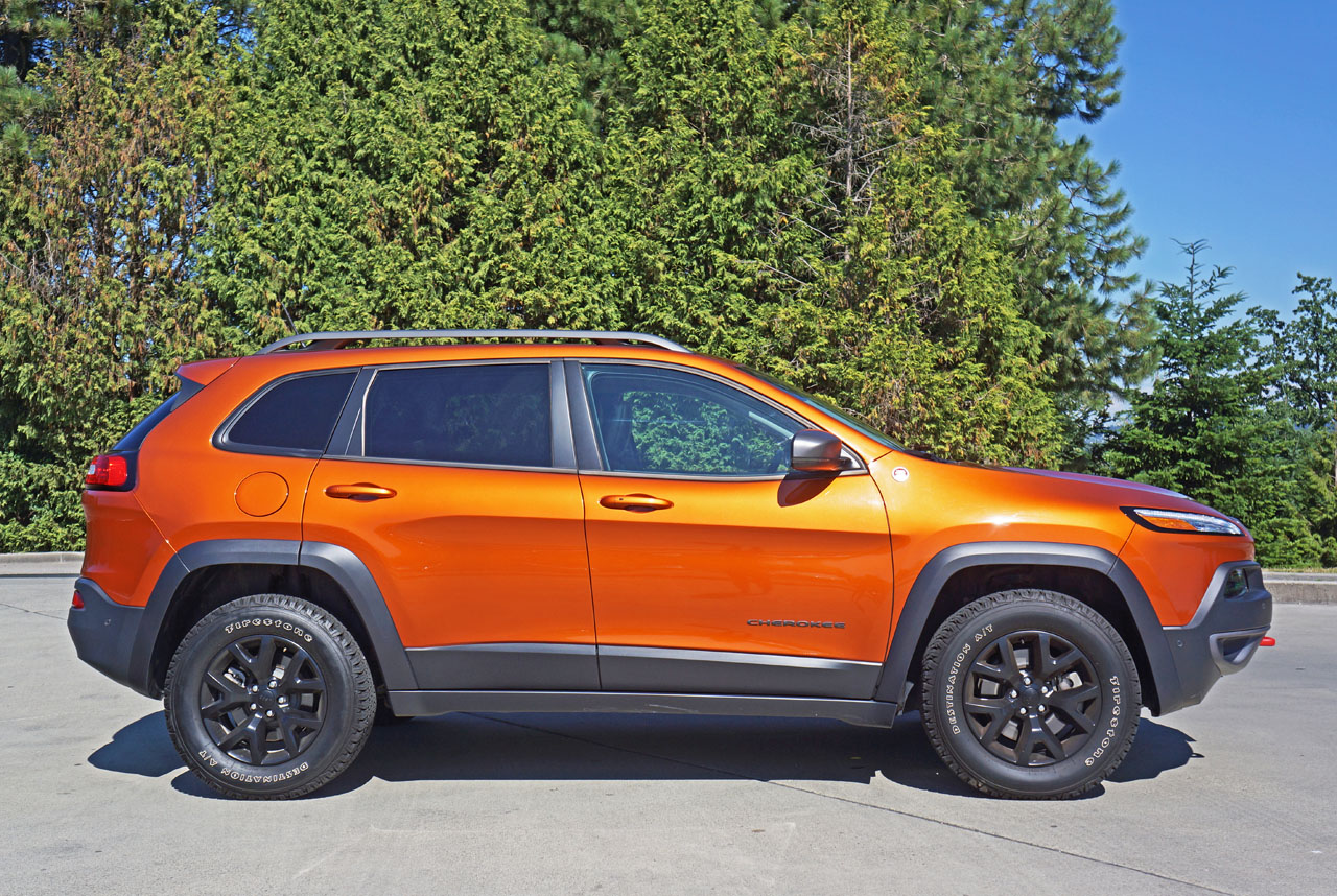 2015 Jeep Cherokee Trailhawk 4×4 Road Test Review The