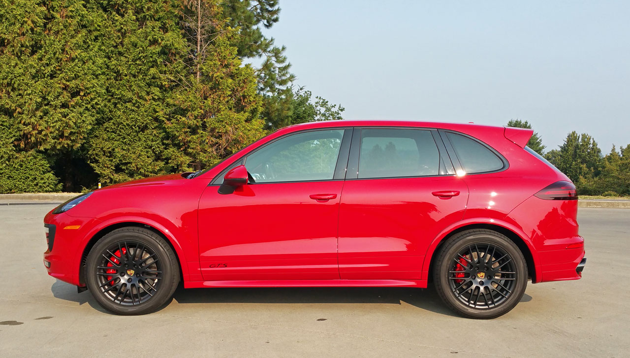 2015 Porsche Cayenne GTS