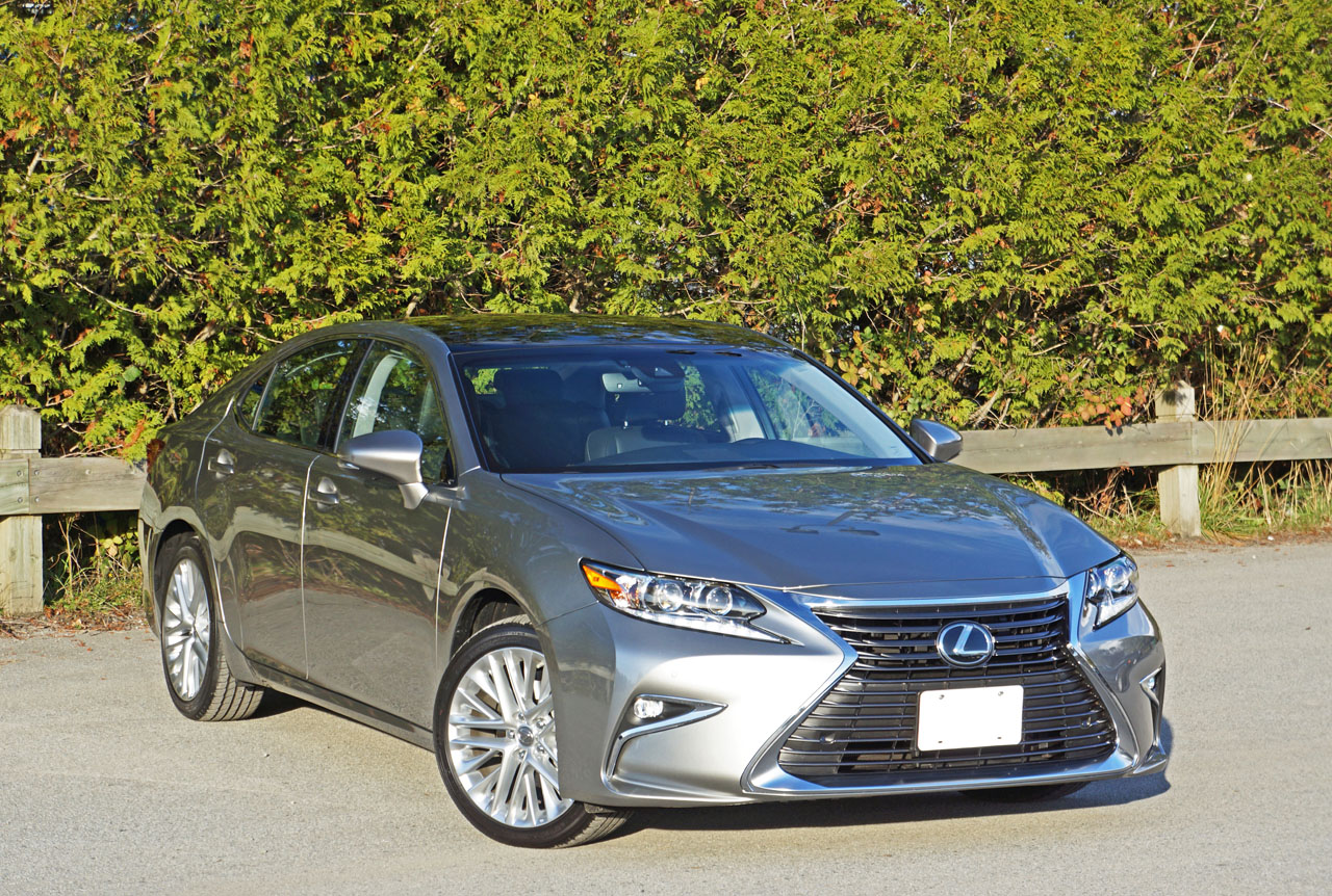 Лексус отзывы. Lexus es 350 2017. Lexus es 350 2016. Лексус es350 2016 американец. Lexus es 350 2017 года.