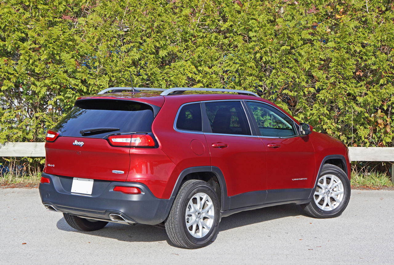 2016 Jeep Cherokee North 3.2 V6 4×4 Road Test Review The