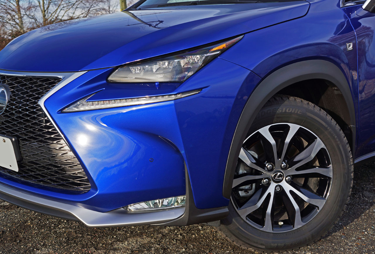 Масло nx 200. Lexus NX F Sport 2016. R19 f Sport Lexus NX. NX 200t f Sport. Диски на Lexus NX 200.