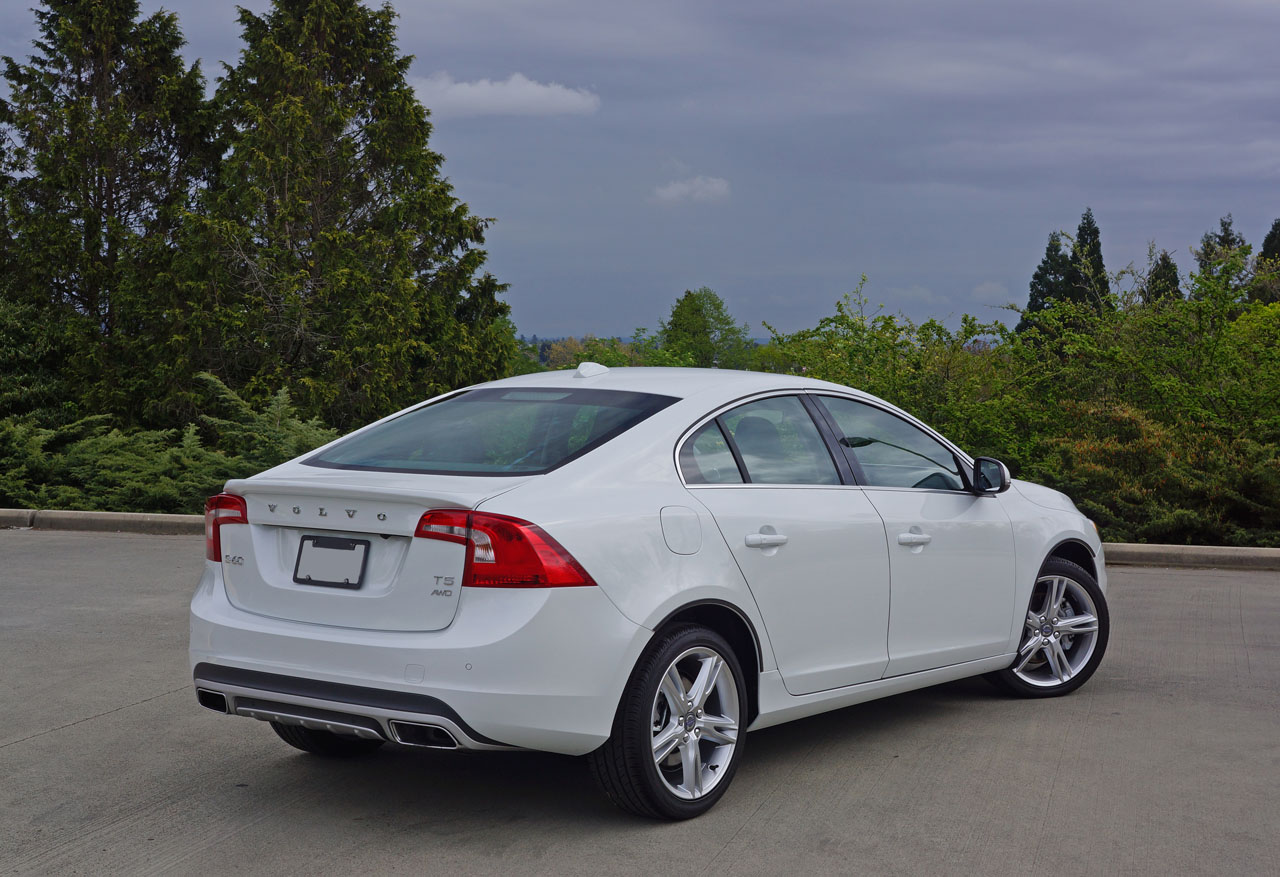 2016 Volvo S60 T5 AWD SE Premier Road Test Review | The Car Magazine