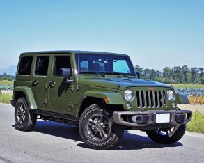 2016 Jeep Wrangler Unlimited 75th Anniversary Edition Road Test Review |  The Car Magazine