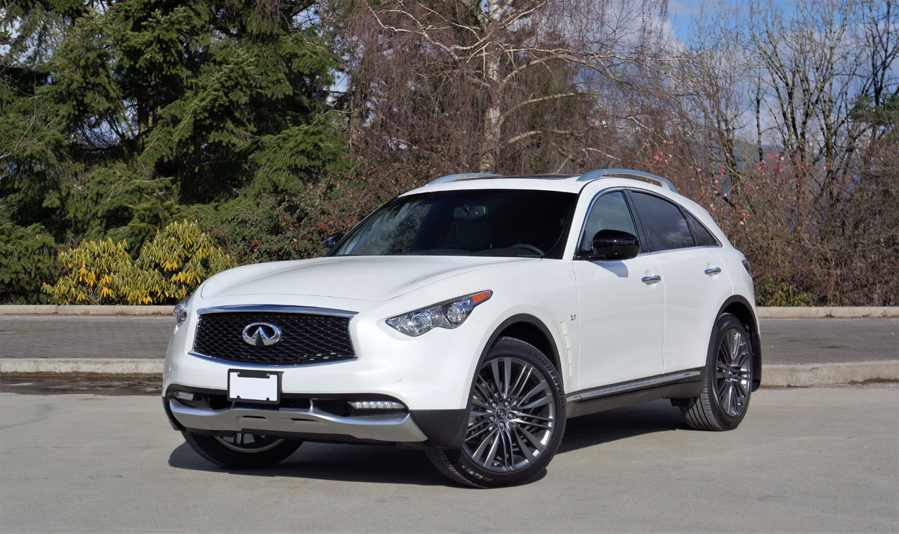 Инфинити казахстан. Инфинити qx70. Infiniti qx70 2005. Инфинити qx70 2010. Инфинити qx70 белый.