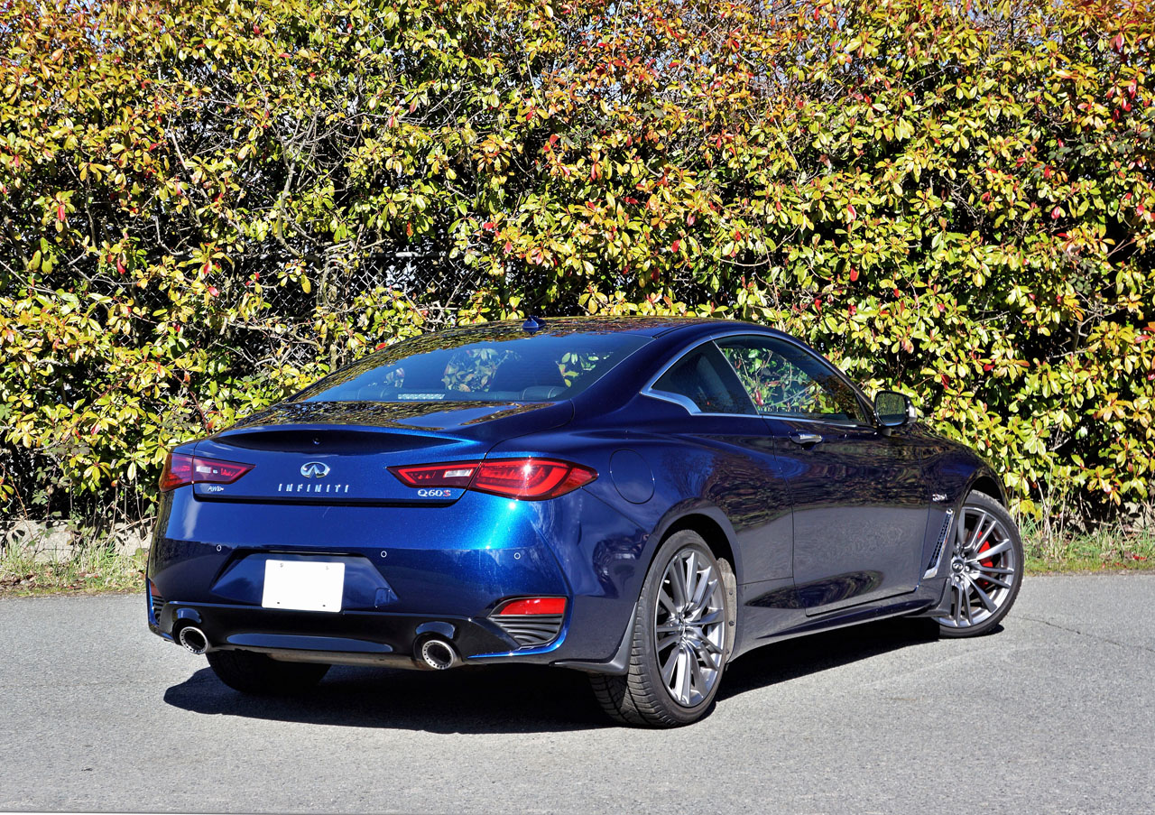 2017 Infiniti Q60 Red Sport 400 | The Car Magazine