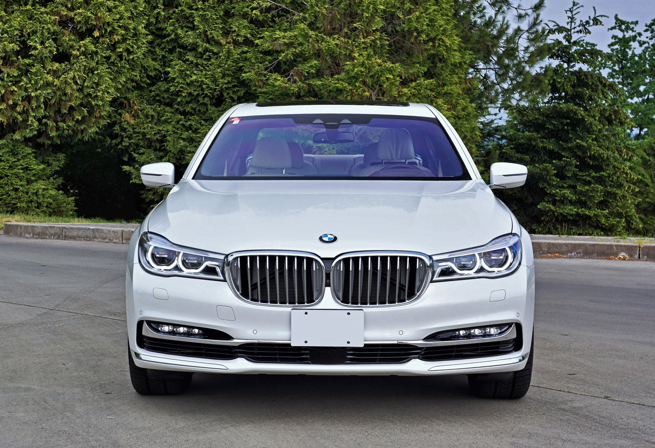 2017 BMW 750Li xDrive Executive Road Test | The Car Magazine