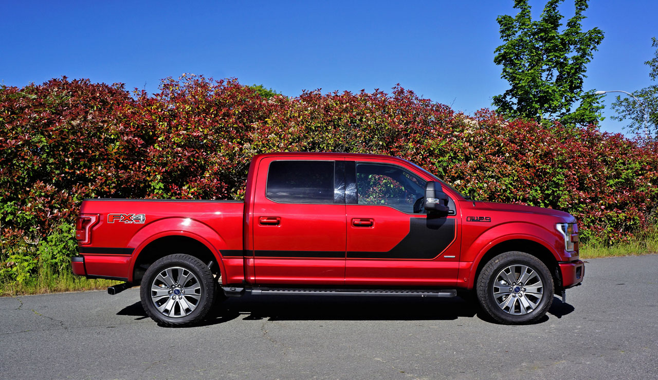 2017 Ford F150 Lariat SuperCrew 4×4 Special Edition Road