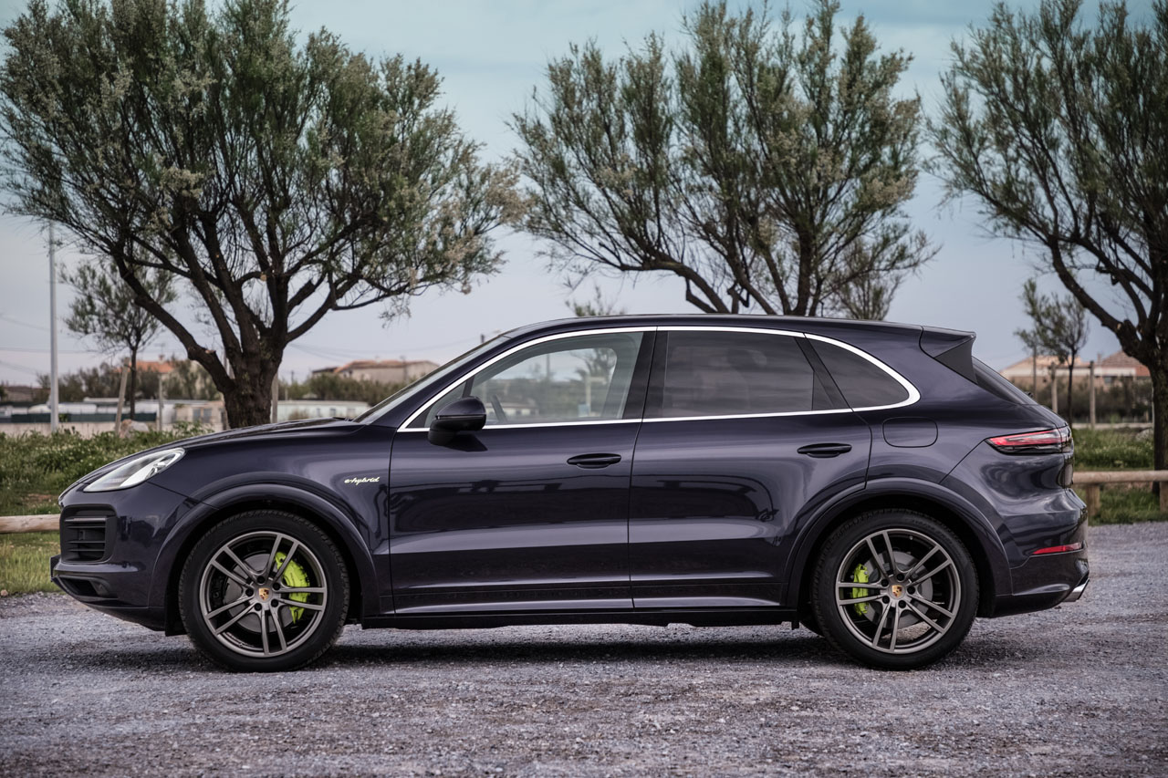 Porsche cayenne hybrid