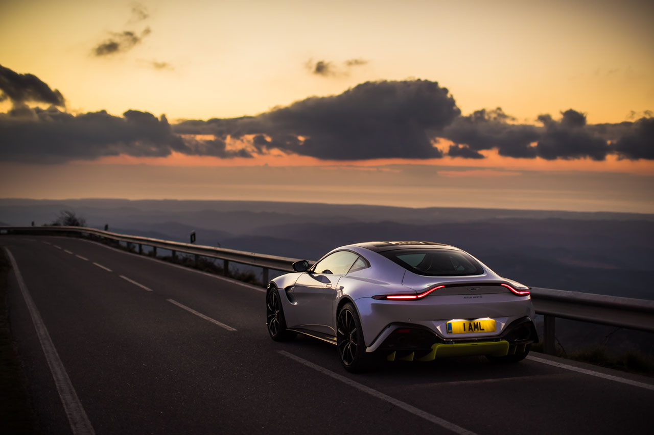 Aston Martin Vantage