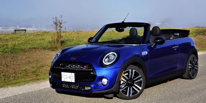 MINI Cooper S 3 Door Ice Blue Edition Launched in Toronto - The Car Guide