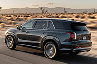 The Palisade's powerful V6 has no problem getting up to highway speeds.