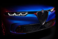 Stunning new "Trefoil" grille and LED headlamp clusters on the 2023 Alfa Romeo Tonale Veloce (European-spec).
