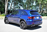 The 2021 Mercedes-Benz GLC 300 4Matic looks sporty from both angles.