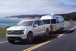 Ford F-150 Lightning Towing
