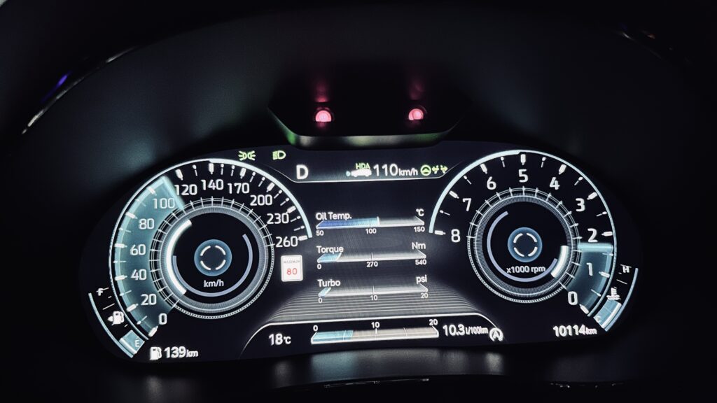 2025 Genesis GV70 3.5T - Cluster