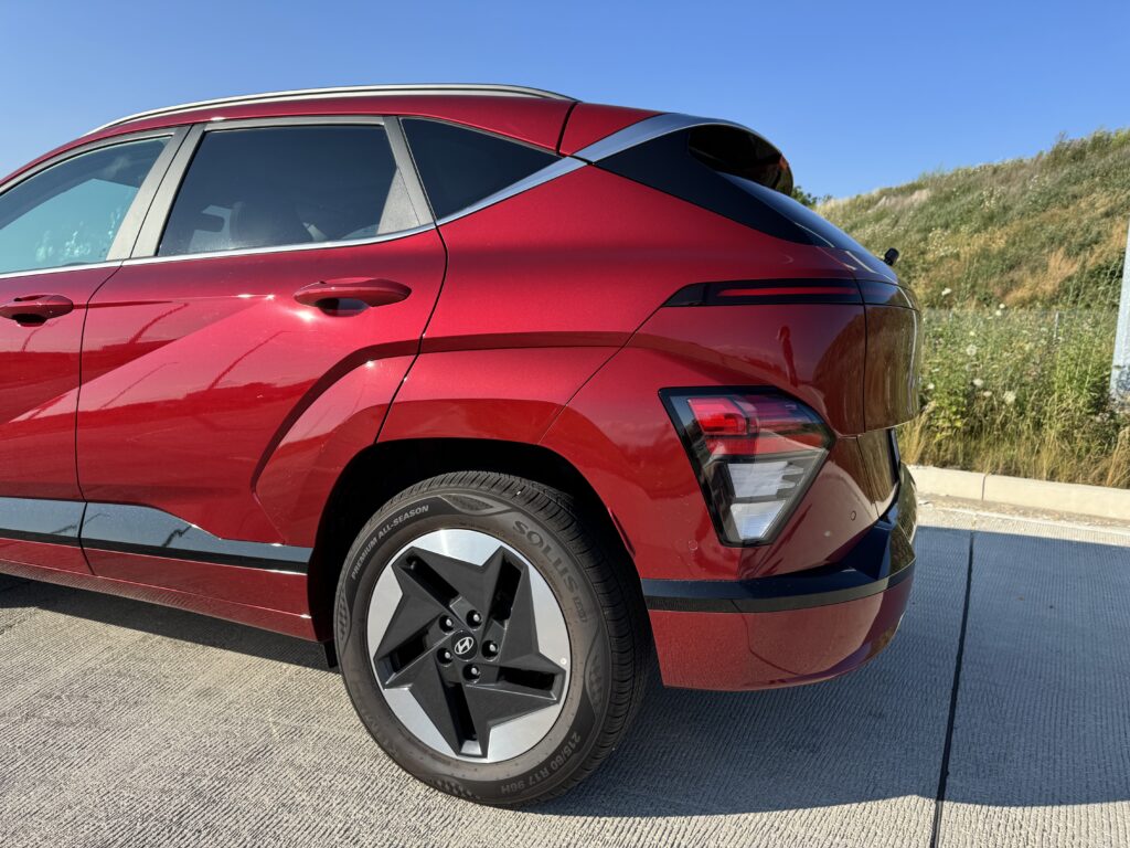 2025 Hyundai Kona Electric - Left Rear