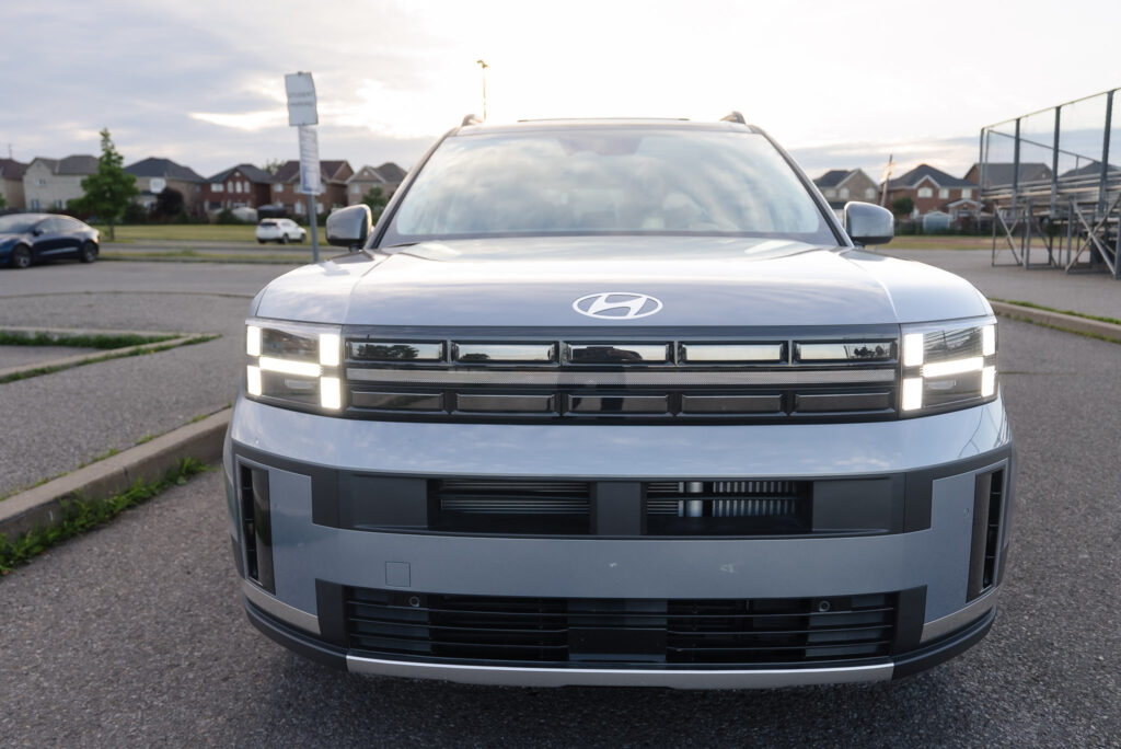 2025 Hyundai Sante Fe PHEV - Front