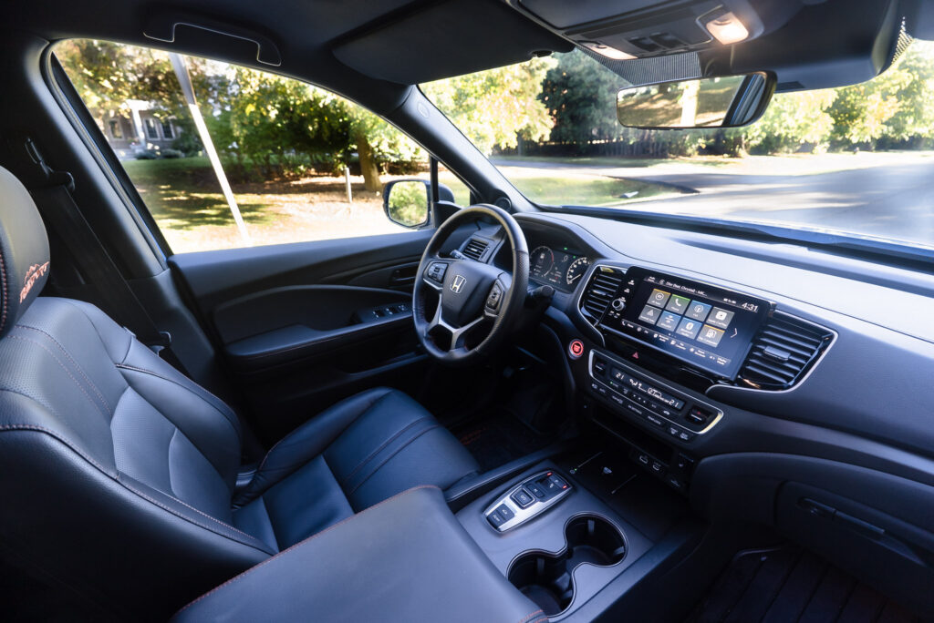2025 Honda Ridgeline - Front cabin