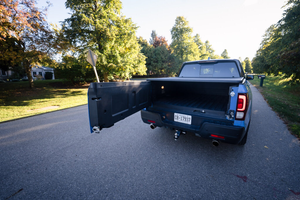 2025 Honda Ridgeline - Dual Action Tailgate