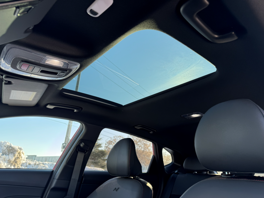 2026 Hyundai Kona N Line - Sunroof