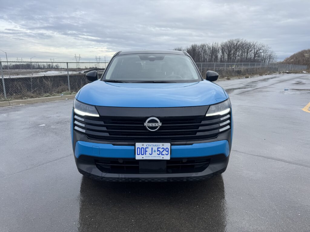 2026 Nissan Kicks SV AWD - Front