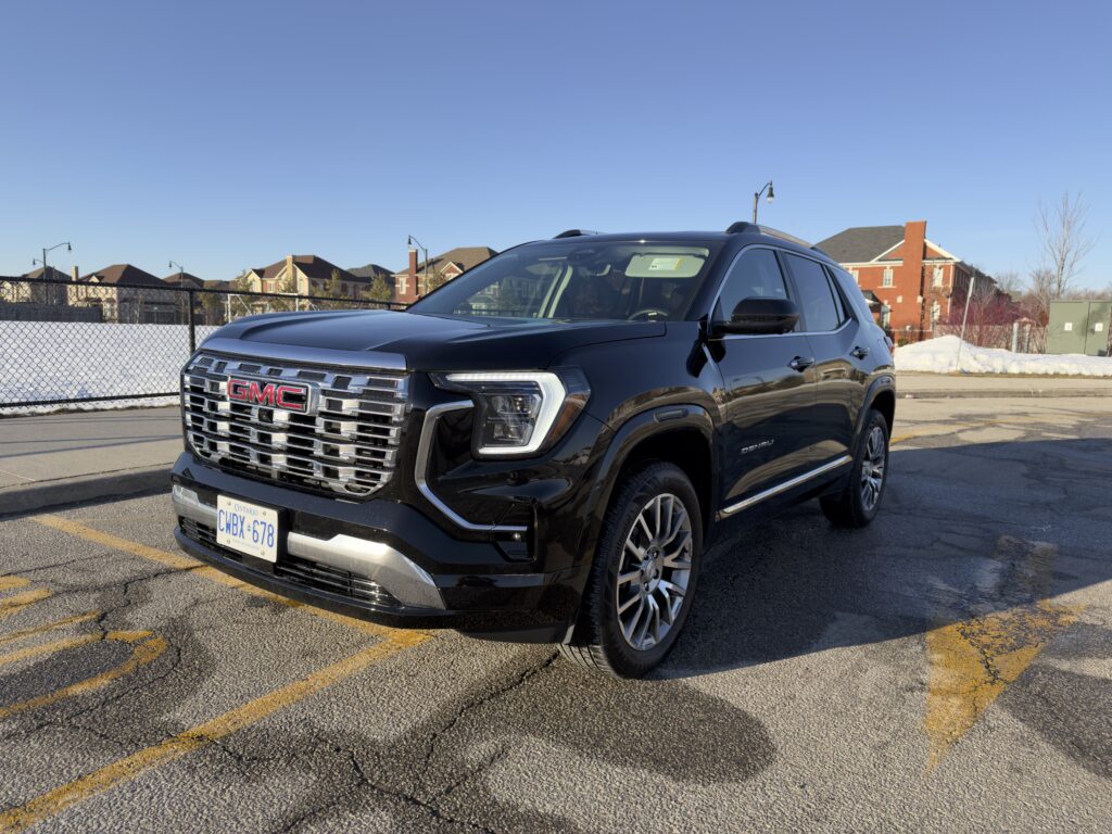 2026 GMC Terrain AWD Denali Left front