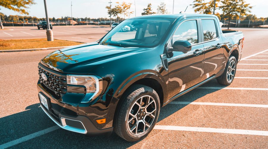 2025 Ford Maverick Hybrid - Left Front