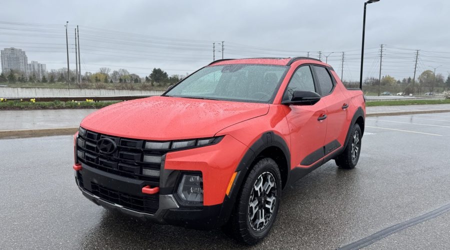 2025 Hyundai Santa Crux Front Left