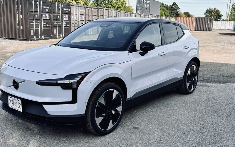2025 Volvo EX30 Left Front