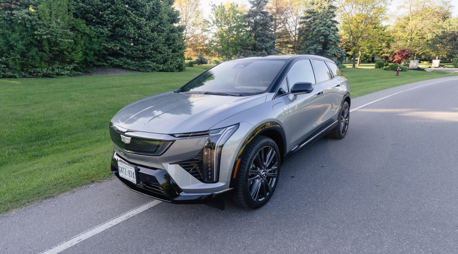 2026 Cadillac OPTIQ Premium Sport AWD Front Left