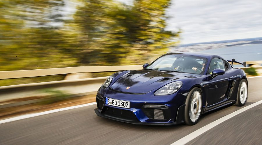 2022 Porsche 718 Cayman GT4 RS